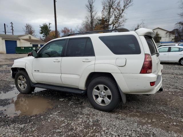 JTEBT14R458027527 - 2005 TOYOTA 4RUNNER SR5 WHITE photo 2