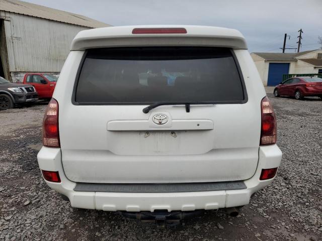 JTEBT14R458027527 - 2005 TOYOTA 4RUNNER SR5 WHITE photo 6