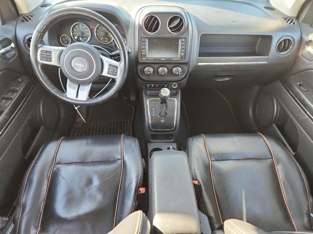 1J4NT5FB3BD180714 - 2011 JEEP COMPASS LIMITED 银色 照片 8