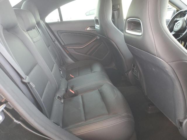 WDDSJ4EB2KN744766 - 2019 MERCEDES-BENZ CLA 250 შავი ფოტო 10