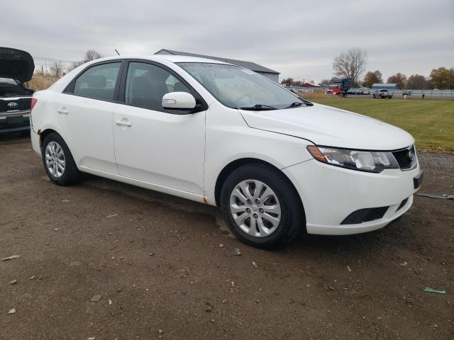 KNAFU4A27A5839800 - 2010 KIA FORTE EX WHITE photo 4