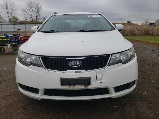 KNAFU4A27A5839800 - 2010 KIA FORTE EX WHITE photo 5
