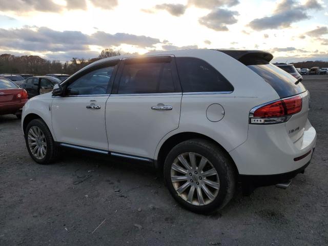 2LMDJ8JK5CBL11276 - 2012 LINCOLN MKX WHITE photo 2