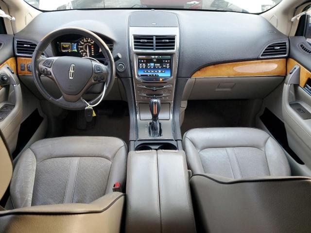 2LMDJ8JK5CBL11276 - 2012 LINCOLN MKX WHITE photo 8