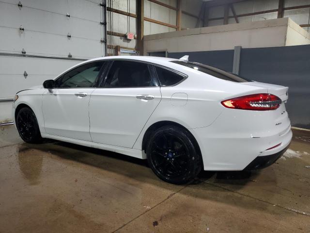 3FA6P0CD9KR138424 - 2019 FORD FUSION SEL WHITE photo 2