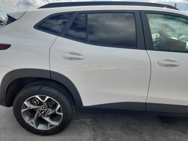 KL77LHEP8SC213819 - 2025 CHEVROLET TRAX 1LT თეთრი ფოტო 11