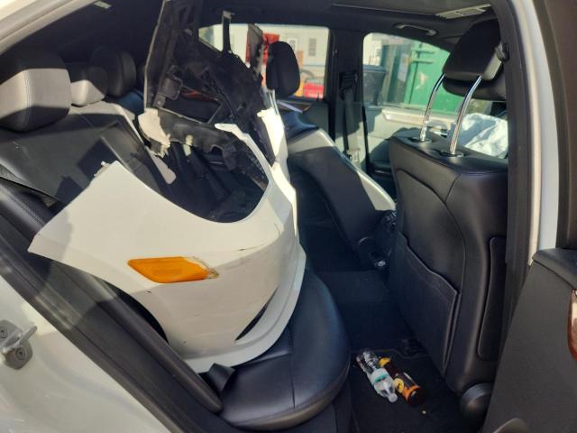 WDDHF8JB0CA608492 - 2012 MERCEDES-BENZ E 350 4MATIC WHITE photo 10