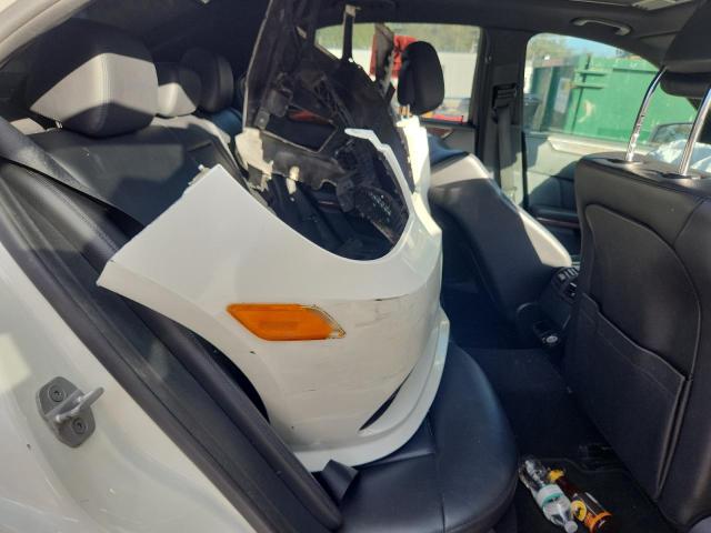 WDDHF8JB0CA608492 - 2012 MERCEDES-BENZ E 350 4MATIC WHITE photo 12