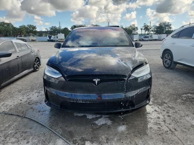 7SAXCBE67NF329708 - 2022 TESLA MODEL X Czarny zdjęcie 5