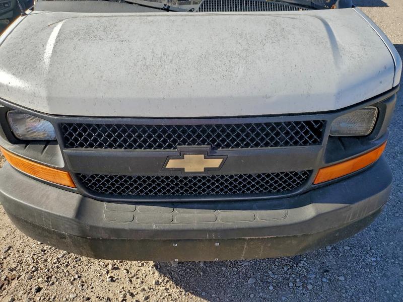 1GCSGAFX1D1129654 - 2013 CHEVROLET EXPRESS G1 Білий фото 12