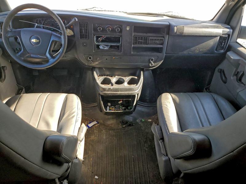 1GCSGAFX1D1129654 - 2013 CHEVROLET EXPRESS G1 Білий фото 8