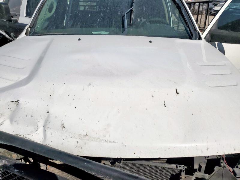 3C63RRGL9GG137779 - 2016 RAM 3500 ST Weiß Foto 11