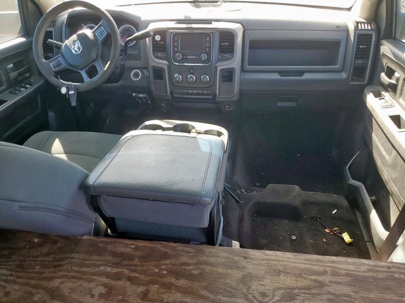 3C63RRGL9GG137779 - 2016 RAM 3500 ST Weiß Foto 8