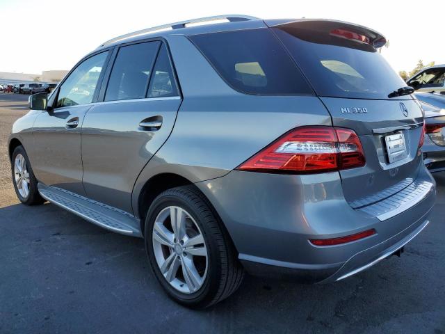 4JGDA5HB6DA164463 - 2013 MERCEDES-BENZ ML 350 4MATIC GRAY photo 2
