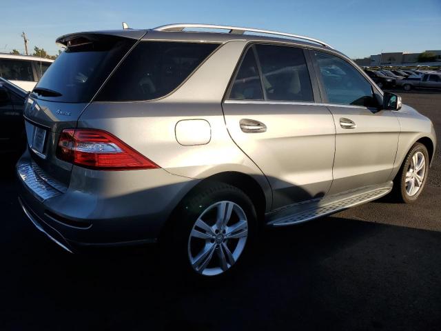 4JGDA5HB6DA164463 - 2013 MERCEDES-BENZ ML 350 4MATIC GRAY photo 3