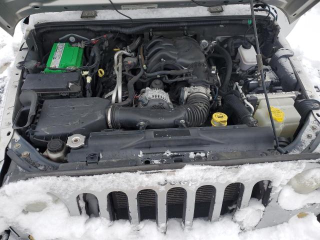 1C4AJWAG3CL266485 - 2012 JEEP WRANGLER SPORT 银色 照片 11