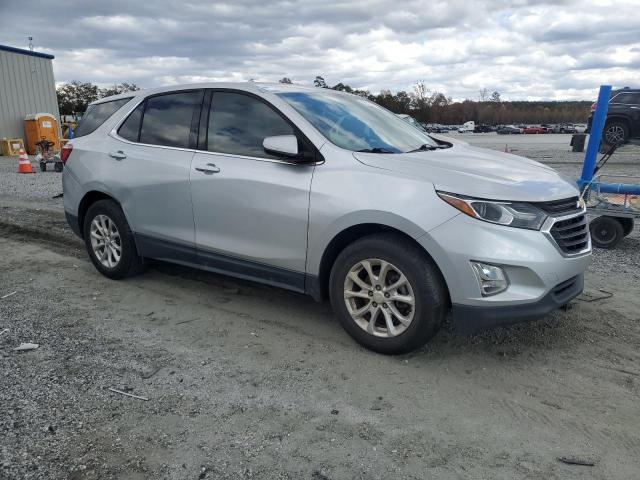 3GNAXJEV0JS627633 - 2018 CHEVROLET EQUINOX LT SILVER photo 4