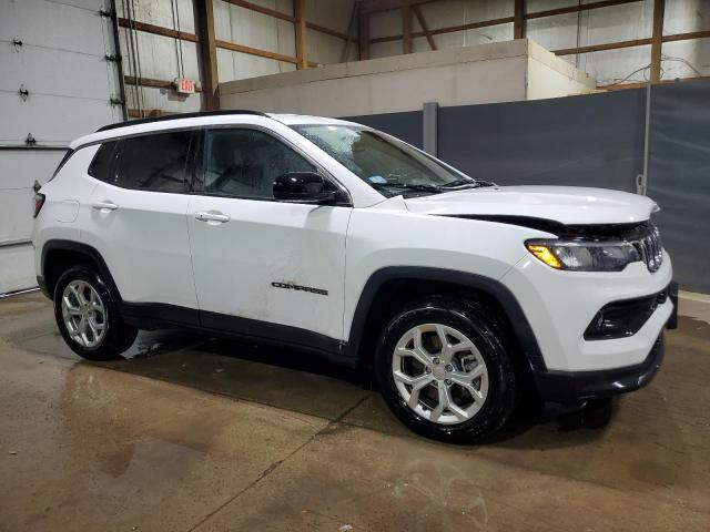 3C4NJDBN5RT109198 - 2024 JEEP COMPASS LATITUDE Սպիտակ լուսանկար 4