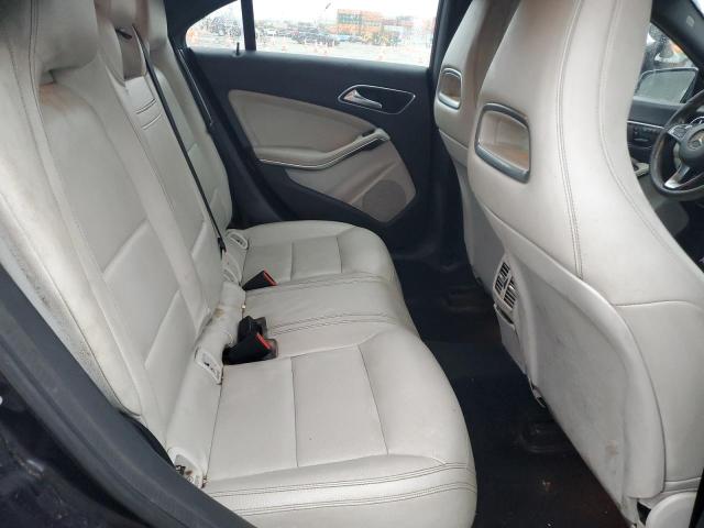 WDDSJ4EB8FN210046 - 2015 MERCEDES-BENZ CLA 250 შავი ფოტო 10