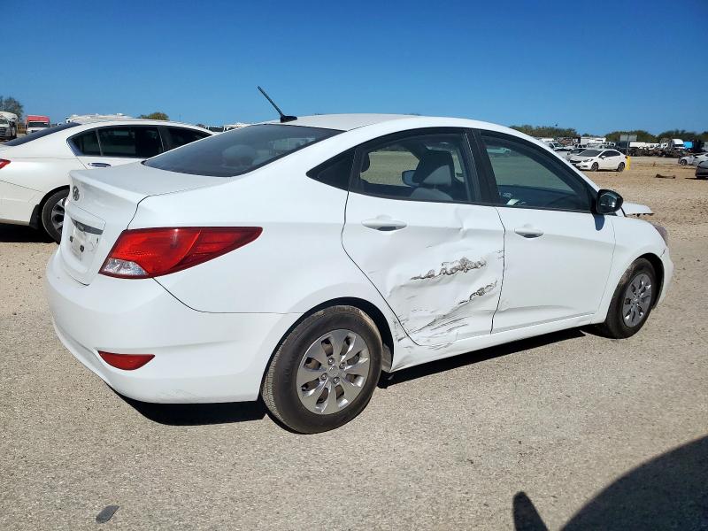 KMHCT4AE3HU172304 - 2017 HYUNDAI ACCENT SE WHITE photo 3