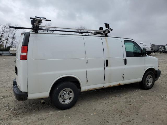 1GCWGAFF0H1325647 - 2017 CHEVROLET EXPRESS G2 WHITE photo 3