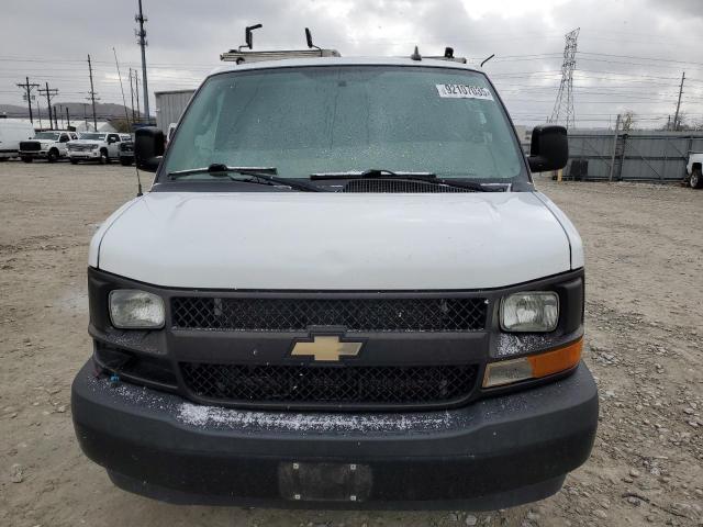 1GCWGAFF0H1325647 - 2017 CHEVROLET EXPRESS G2 WHITE photo 5