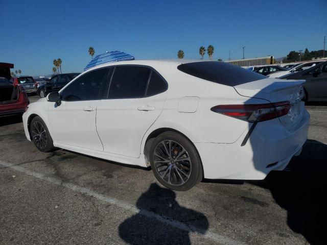 JTNB11HK8J3007775 - 2018 TOYOTA CAMRY L WHITE photo 2