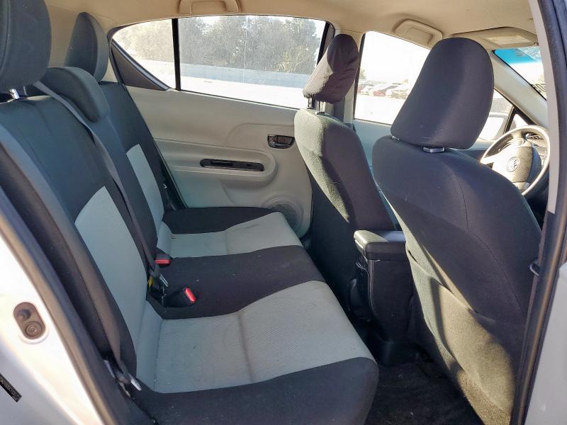 JTDKDTB30C1020723 - 2012 TOYOTA PRIUS C SILVER photo 10