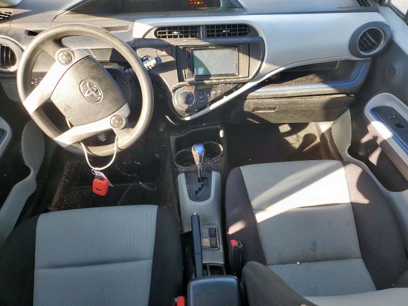 JTDKDTB30C1020723 - 2012 TOYOTA PRIUS C SILVER photo 8