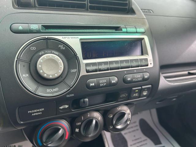 JHMGD38668S012438 - 2008 HONDA FIT SPORT BLUE photo 11