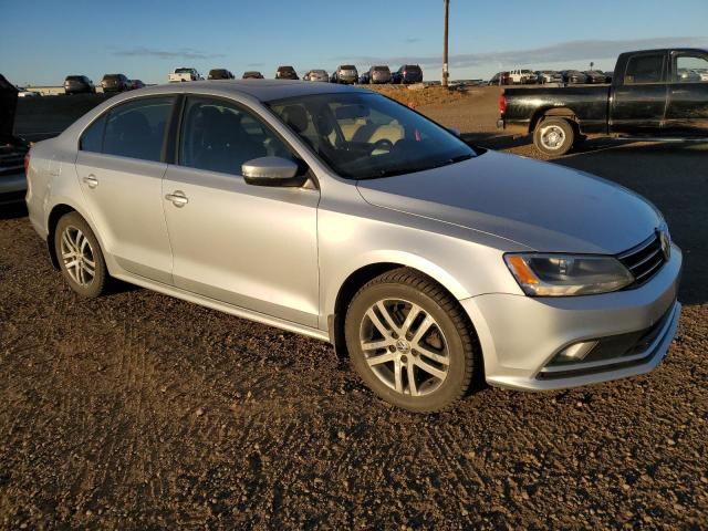 3VWLA7AJXFM331455 - 2015 VOLKSWAGEN JETTA TDI SILVER photo 4