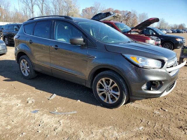1FMCU9GD4JUB52142 - 2018 FORD ESCAPE SE Negro foto 4