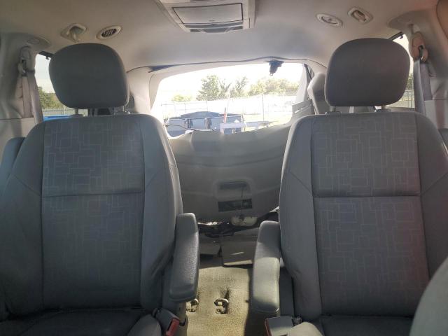 2V8HW34159R595151 - 2009 VOLKSWAGEN ROUTAN SE SILVER photo 10