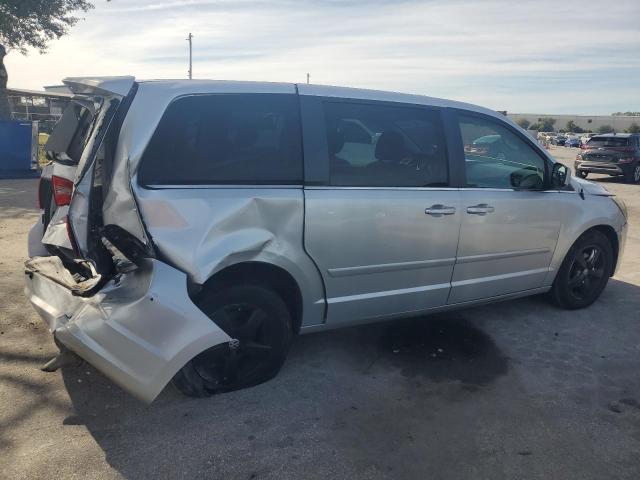 2V8HW34159R595151 - 2009 VOLKSWAGEN ROUTAN SE SILVER photo 3