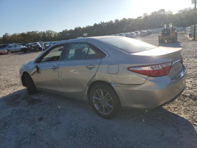 4T1BF1FK1HU338738 - 2017 TOYOTA CAMRY LE GOLD photo 2