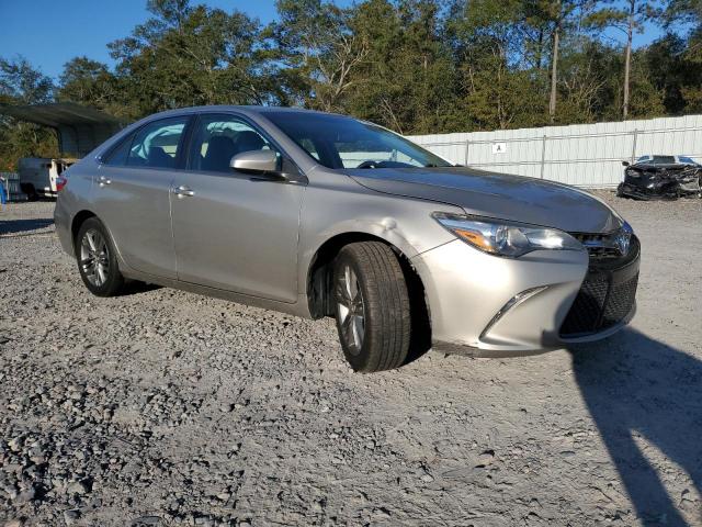 4T1BF1FK1HU338738 - 2017 TOYOTA CAMRY LE GOLD photo 4