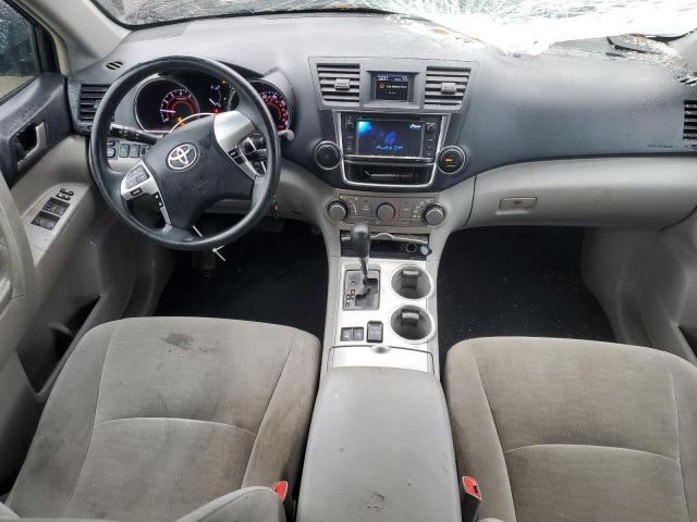 5TDBK3EH7DS261020 - 2013 TOYOTA HIGHLANDER BASE MAROON photo 8