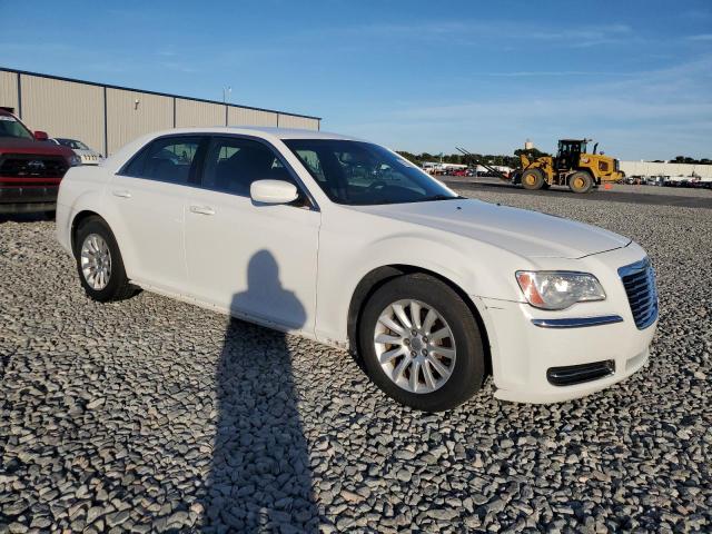 2C3CCAAG3CH283987 - 2012 CHRYSLER 300 WHITE photo 4