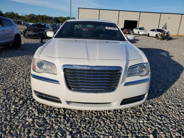 2C3CCAAG3CH283987 - 2012 CHRYSLER 300 WHITE photo 5