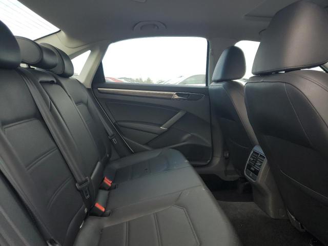 1VWBA7A30JC045511 - 2018 VOLKSWAGEN PASSAT SE SILVER photo 10