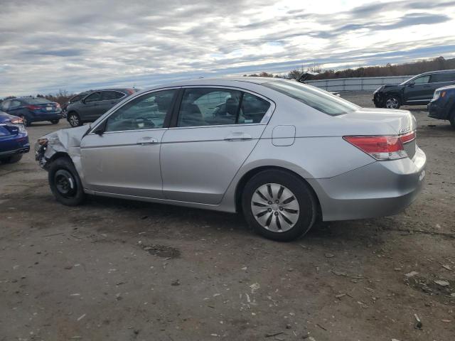 1HGCP2F34BA108013 - 2011 HONDA ACCORD LX 银色 照片 2