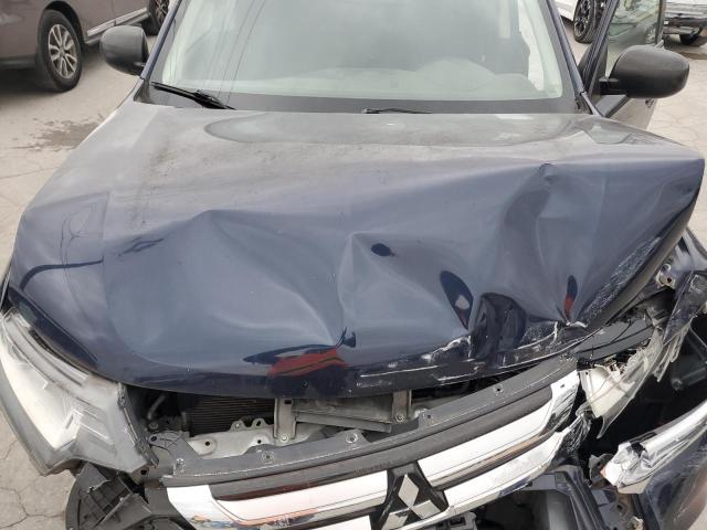 JA4AZ3A39GZ017576 - 2016 MITSUBISHI OUTLANDER SE BLUE photo 12