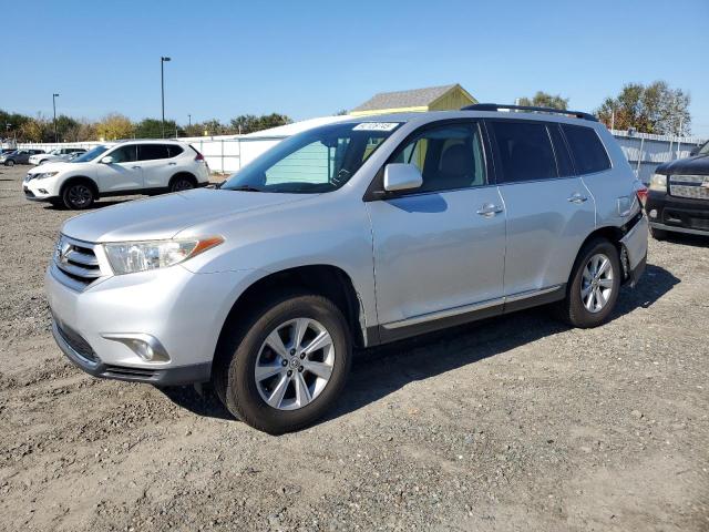 2011 TOYOTA HIGHLANDER BASE, 