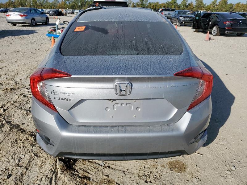 2HGFC2F57JH602070 - 2018 HONDA CIVIC LX Silber Foto 6