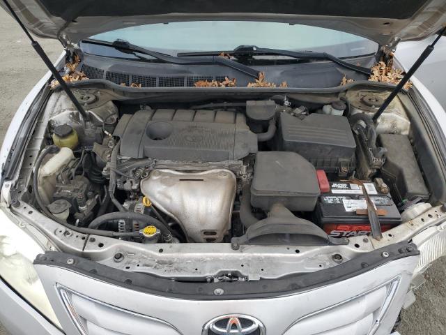 4T1BF3EK8BU212820 - 2011 TOYOTA CAMRY BASE Gümüş foto 11