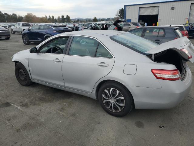 4T1BF3EK8BU212820 - 2011 TOYOTA CAMRY BASE Gümüş foto 2