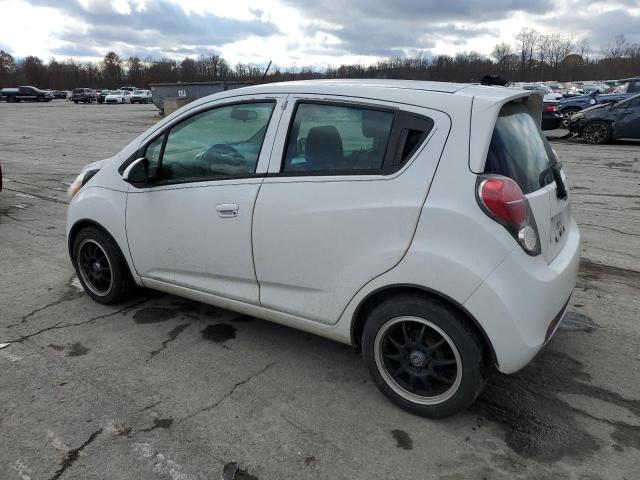 KL8CD6S90EC472360 - 2014 CHEVROLET SPARK 1LT WHITE photo 2