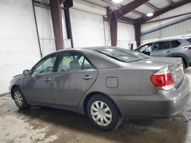 4T1BE30K35U503174 - 2005 TOYOTA CAMRY LE GRAY photo 2