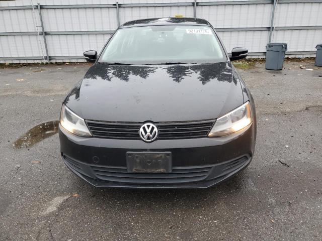 3VWDZ7AJ4BM106911 - 2011 VOLKSWAGEN JETTA SE 黑色 照片 5