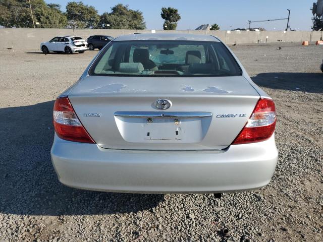 4T1BE32K03U715122 - 2003 TOYOTA CAMRY LE 银色 照片 6